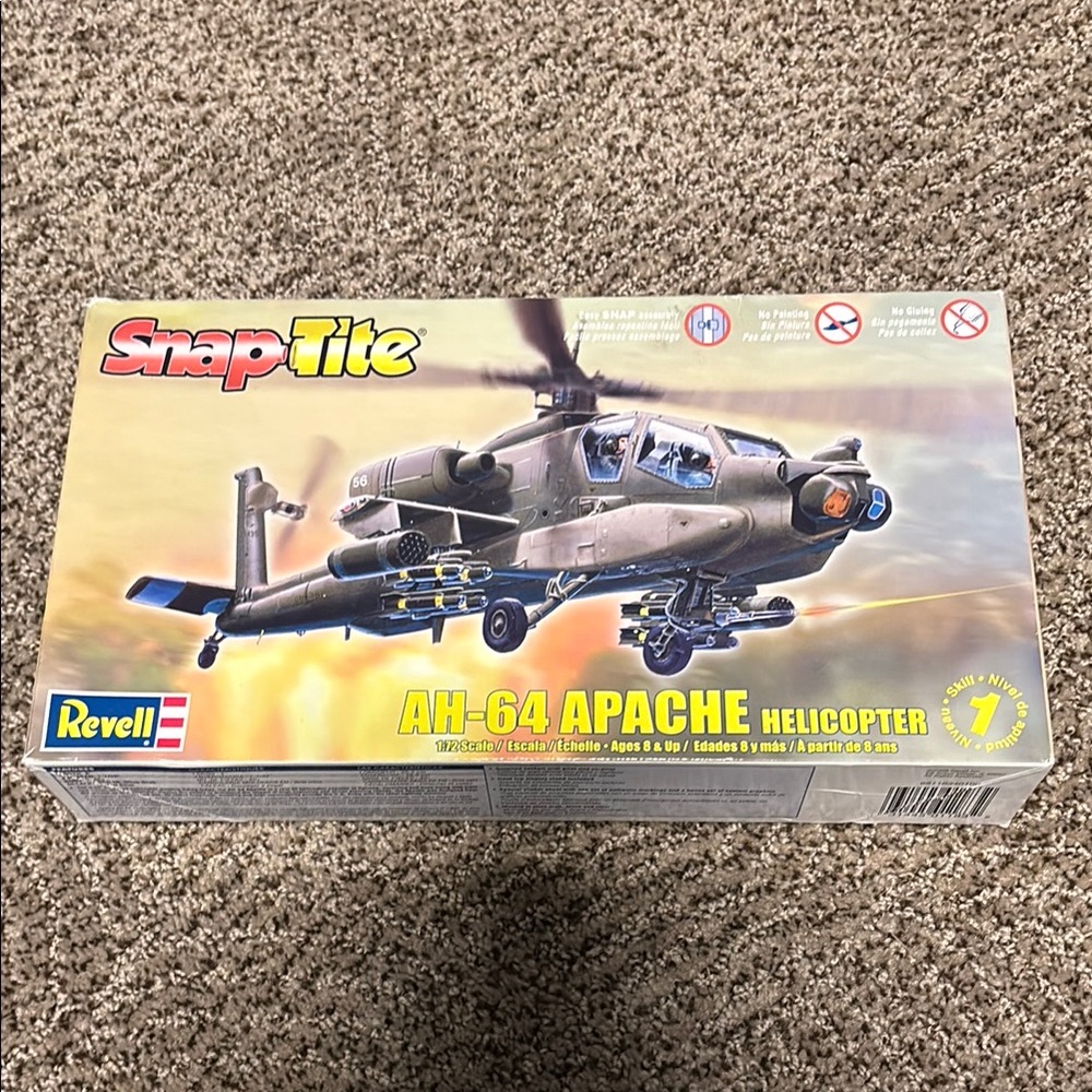 SnapTite Model Kit AH-64 Helicopter